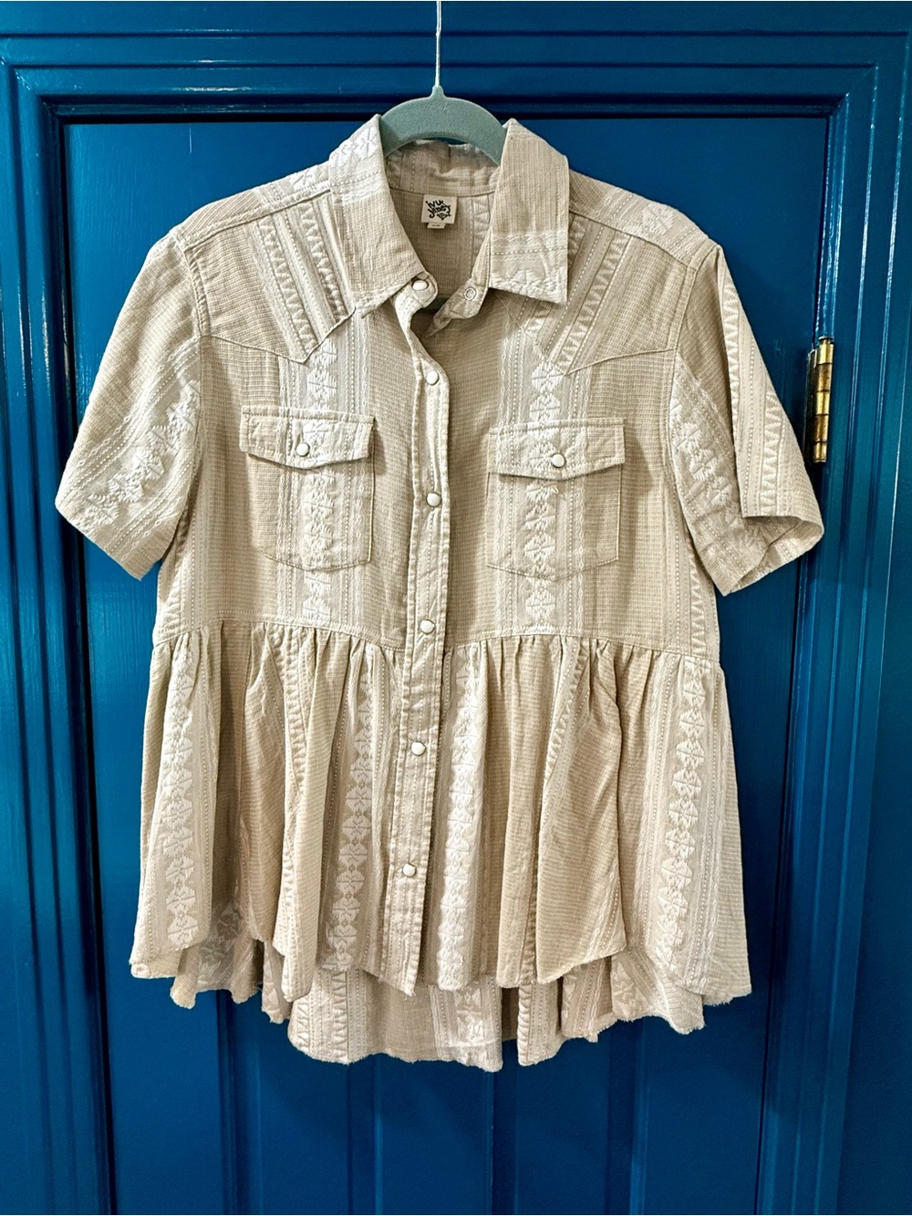 ivy jane Beige Embroidered Peplum Pearl Snap Top